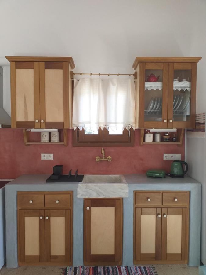 Imellos Apérathos Екстериор снимка